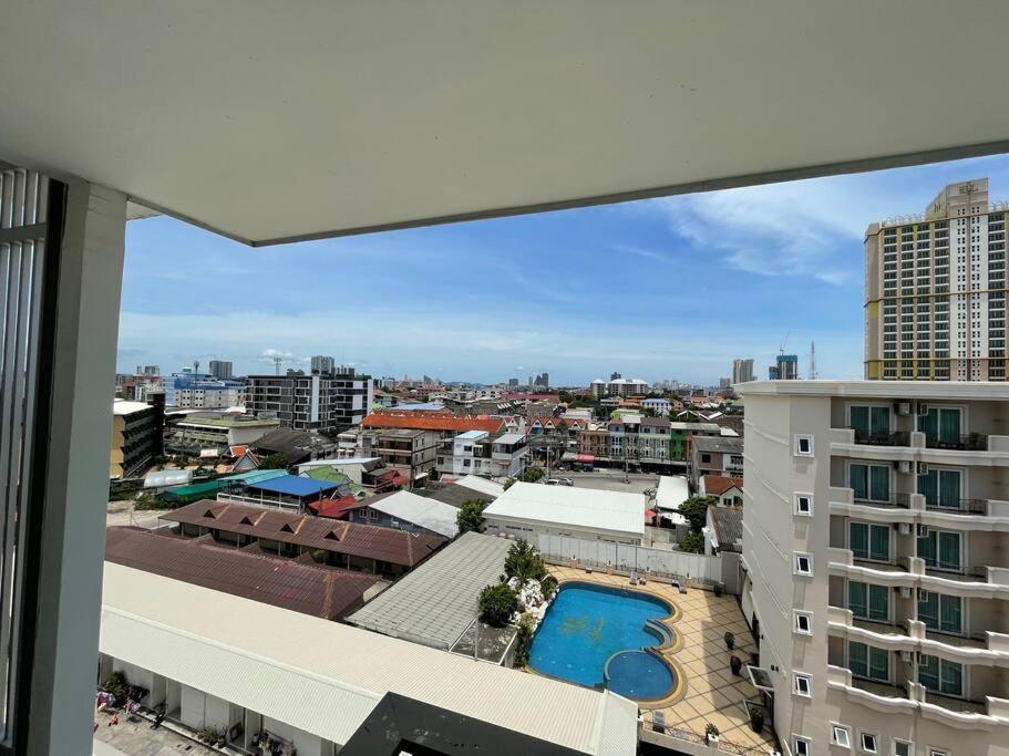 Getaway Studio In City Center Residence Pattaya Exterior photo
